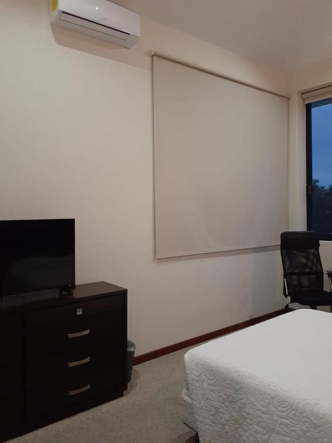 Hotel Candelero Yuriria Kültér fotó