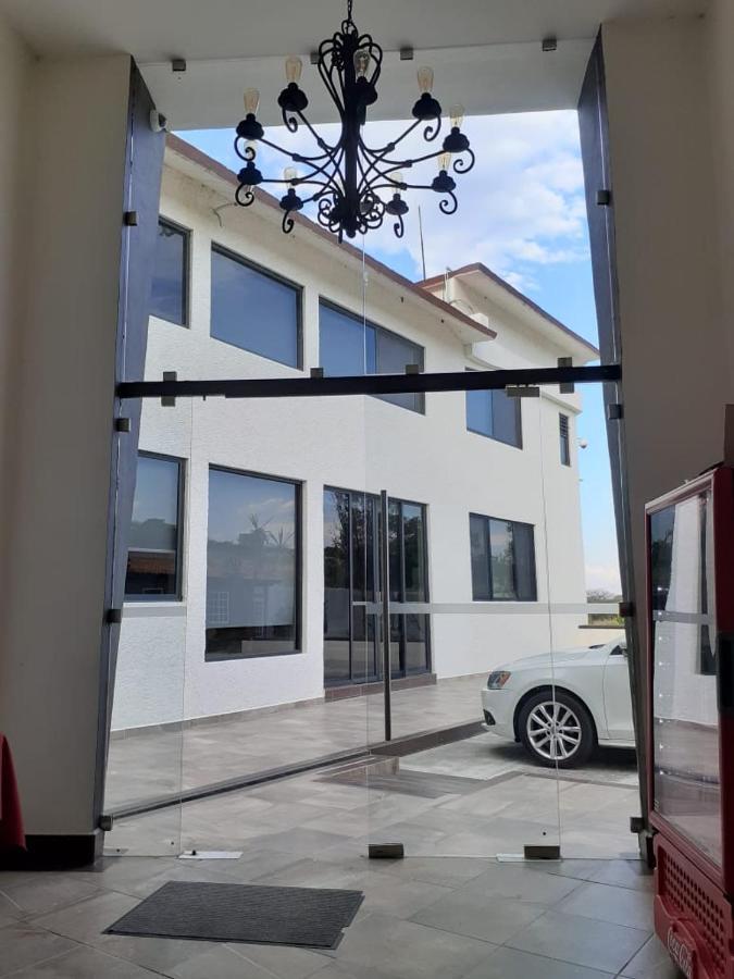 Hotel Candelero Yuriria Kültér fotó